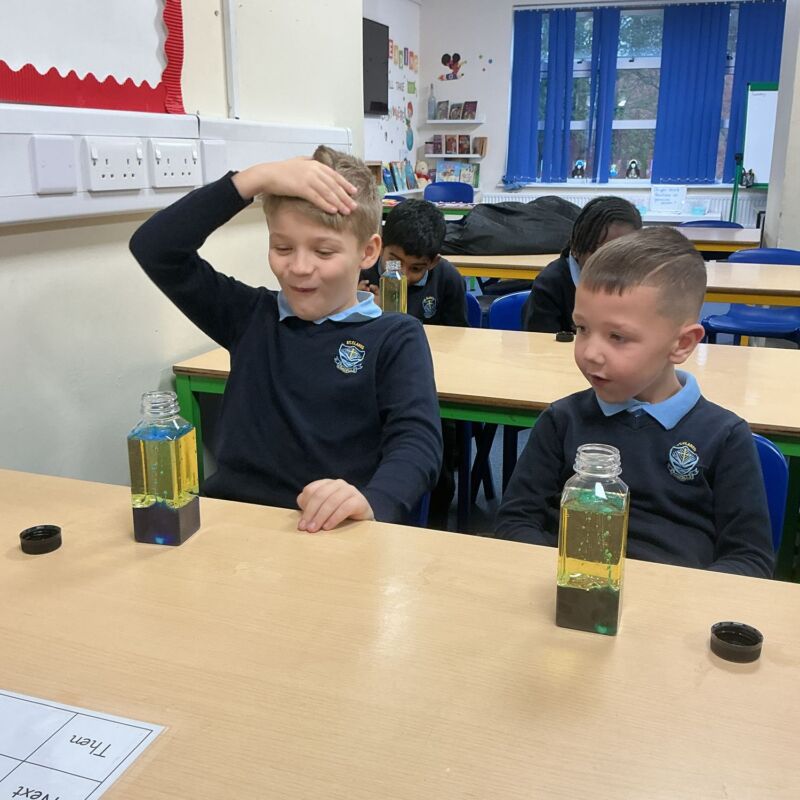 Image for the Tweet beginning: This week in Science club